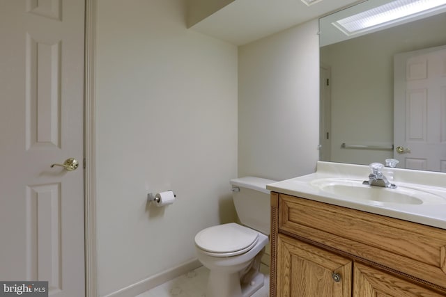 7 Brookside Cir, Myerstown, PA 17067 - half bath featuring vanity, toilet, and baseboards