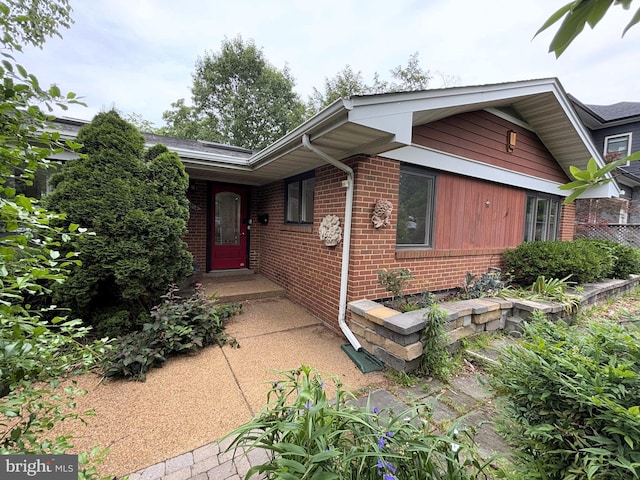 1414 N Johnson St, Arlington, VA 22201 - view of front of home featuring brick siding