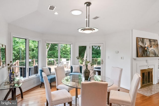 1414 N Johnson St, Arlington, VA 22201 - dining area with healthy amount of natural light, light wood-type flooring, baseboards, and recessed lighting