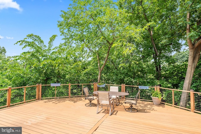1414 N Johnson St, Arlington, VA 22201 - wooden terrace with outdoor dining area