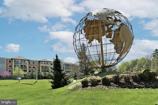 15115 Interlachen Dr Unit 3-920, Silver Spring, MD 20906 - surrounding community featuring a yard