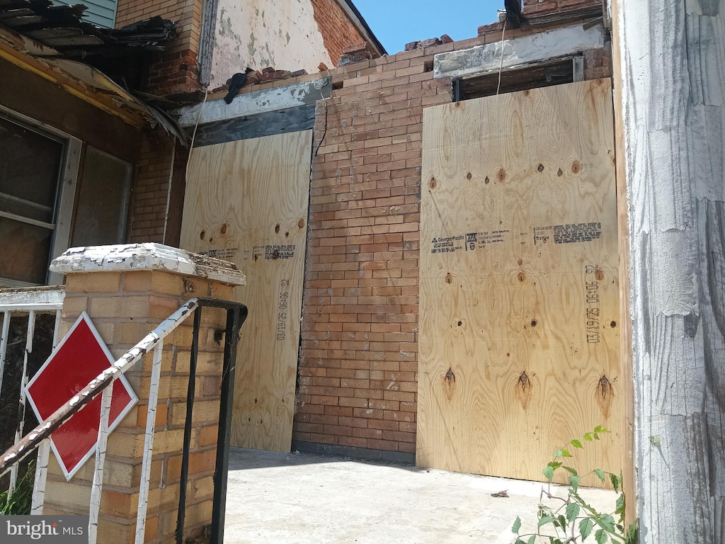 720 E 23rd St, Baltimore, MD 21218 - exterior view of brick siding