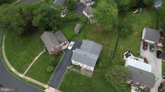 681 Dutton Cir, Springfield, PA 19064 - aerial overview of property's location with nearby suburban area
