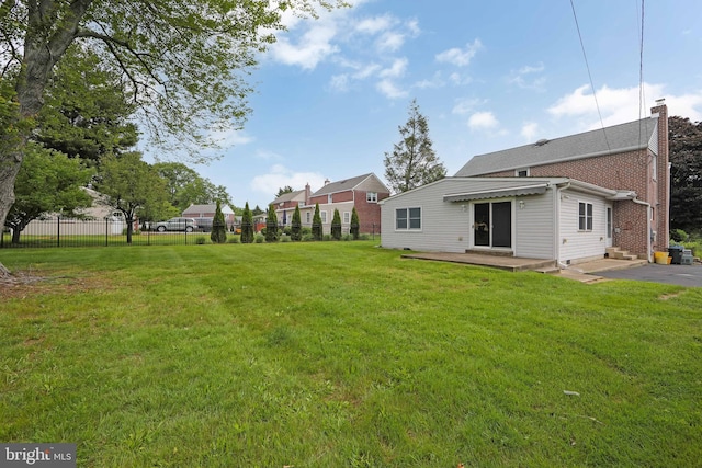 681 Dutton Cir, Springfield, PA 19064 - view of yard
