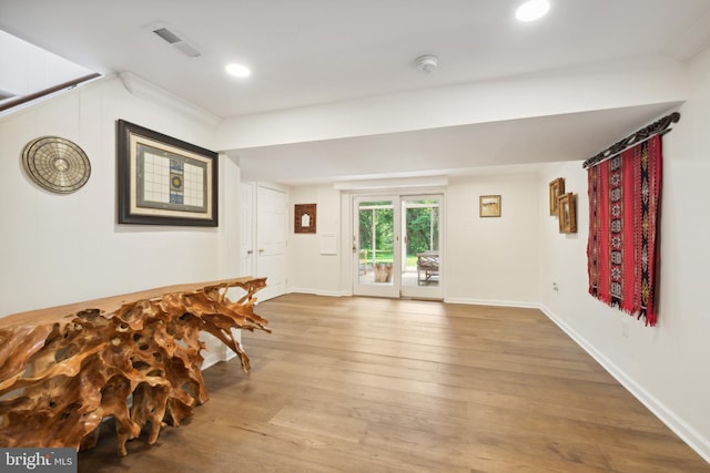 10104 Colebrook Ave, Potomac, MD 20854 - foyer with wood finished floors, baseboards, and recessed lighting