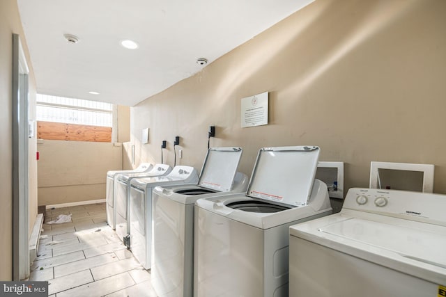 4623 N Broad St, Philadelphia, PA 19140 - community laundry room featuring separate washer and dryer