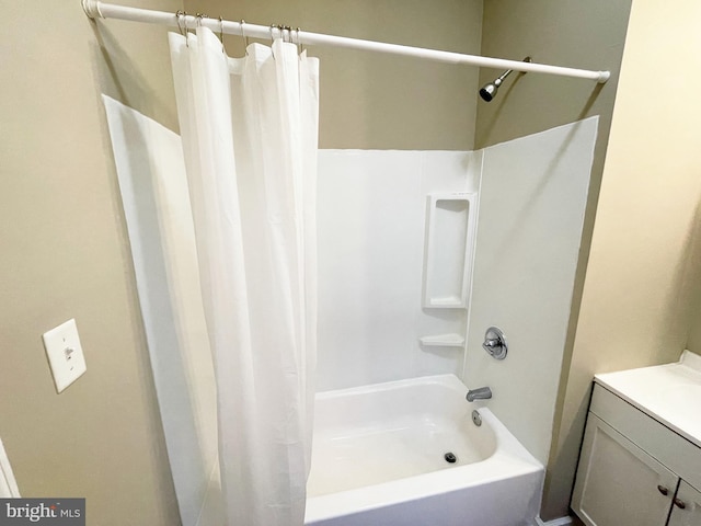 4623 N Broad St, Philadelphia, PA 19140 - bathroom with shower / bath combination with curtain and vanity