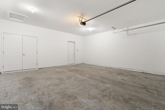 118 Milkweed Dr, Lake Frederick, VA 22630 - view of garage