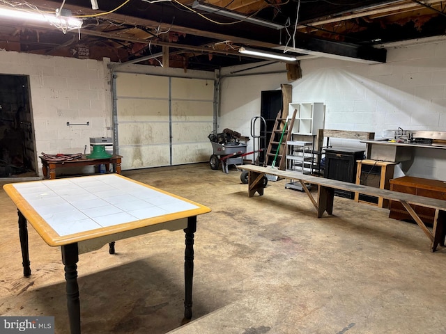 149 Smoketown Rd, Mertztown, PA 19539 - garage featuring concrete block wall