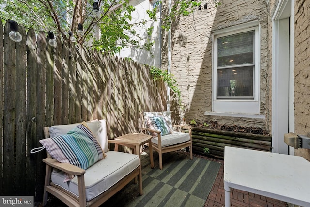1810 Francis St, Philadelphia, PA 19130 - view of wooden deck