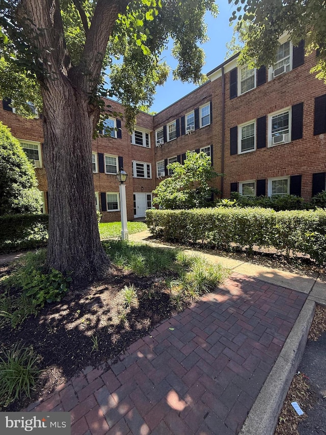 5104 Columbia Pike Unit 6, Arlington, VA 22204 - view of building exterior