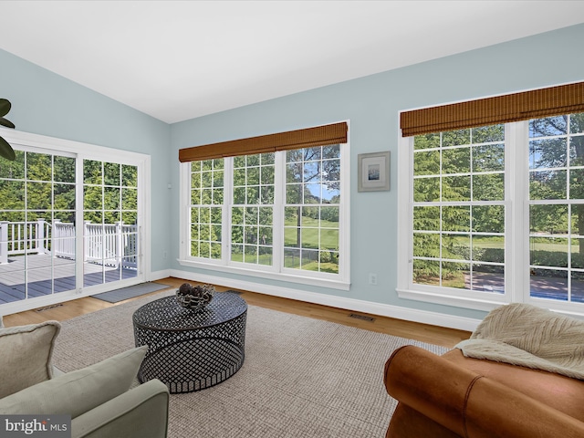116 Colony Xing, Edgewater, MD 21037 - sunroom / solarium featuring plenty of natural light and vaulted ceiling