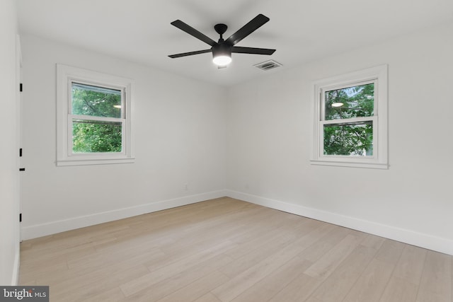 3835 Dresher Rd, Bensalem, PA 19020 - unfurnished room with light wood-style floors, baseboards, and ceiling fan