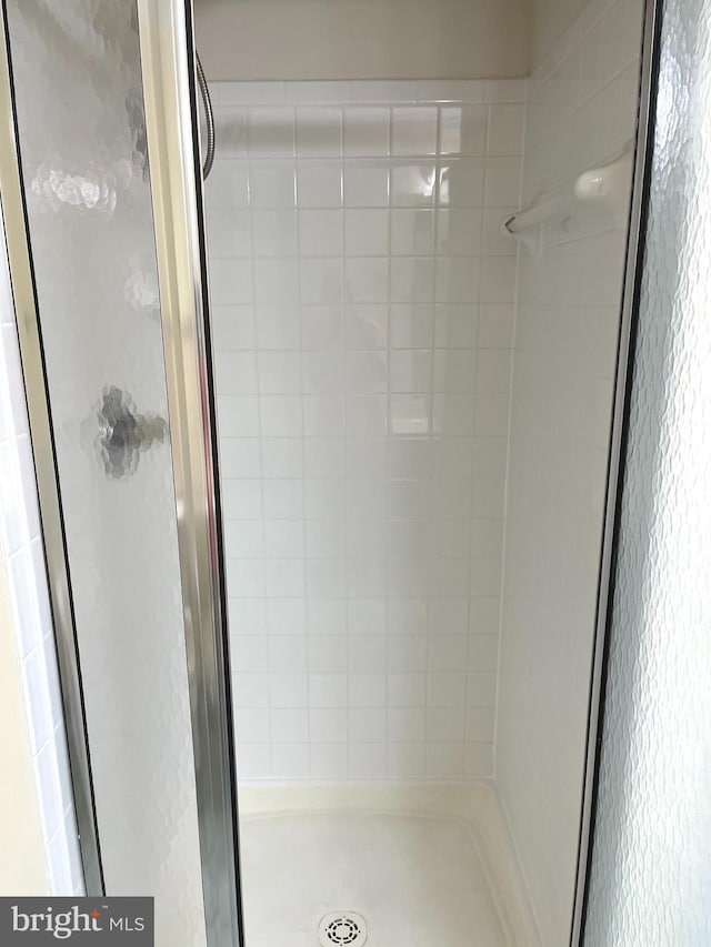 2720 Bellforest Ct Unit 201, Vienna, VA 22180 - bathroom featuring a shower stall