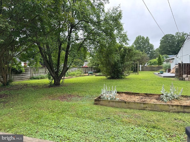 7200 Highland St, Springfield, VA 22150 - view of yard