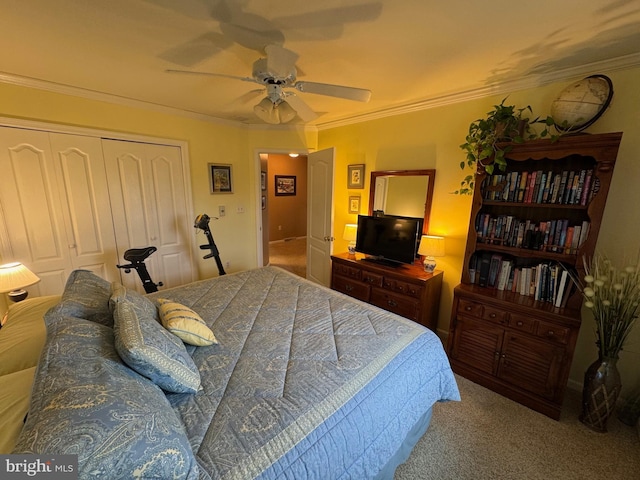 7 Red Fox Ct, Reinholds, PA 17569 - carpeted bedroom with crown molding, a closet, and a ceiling fan