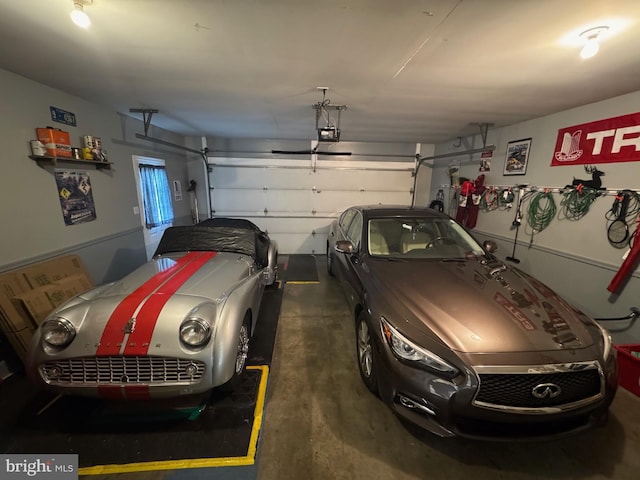 7 Red Fox Ct, Reinholds, PA 17569 - garage featuring a garage door opener