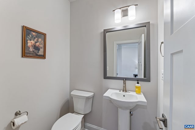 49F Fowler St, Charlottesville, VA 22901 - half bath featuring toilet and baseboards