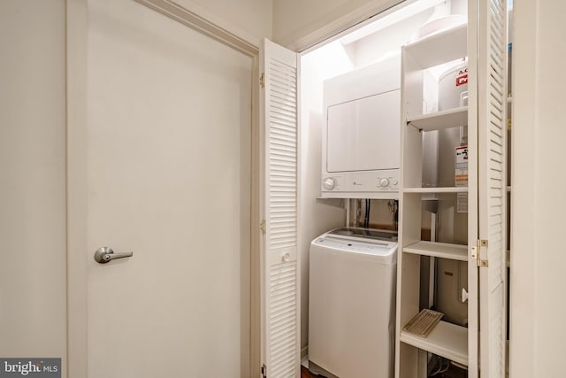 11 W 2nd St Unit 130, Bethlehem, PA 18015 - laundry area with stacked washer / dryer