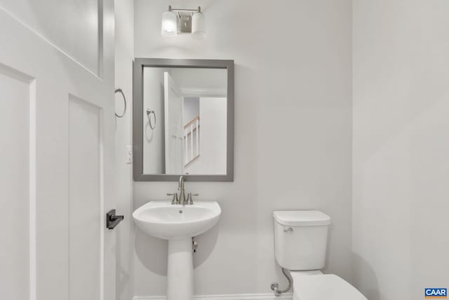 80A Park Ridge Dr, Crozet, VA 22932 - bathroom with toilet and baseboards