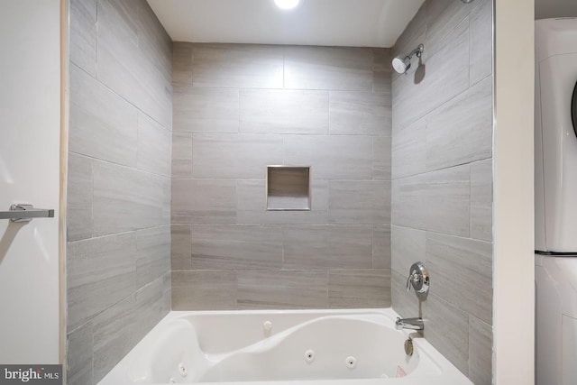 444 N 4th St Unit 415, Philadelphia, PA 19123 - bathroom with a combined bath / shower with jetted tub