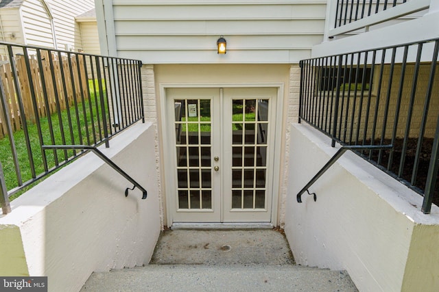 25487 Dabner Dr, Chantilly, VA 20152 - property entrance with french doors