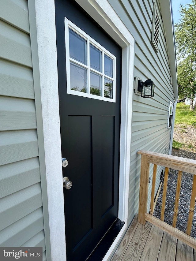 135 Crawford Quarry Rd, Falling Waters, WV 25419 - view of exterior entry