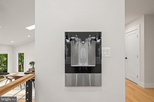 2201 Burgee Ct, Reston, VA 20191 - detailed view of wood finished floors, baseboards, and recessed lighting