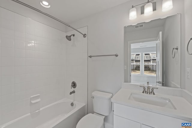 770 Park Ridge Dr, Crozet, VA 22932 - bathroom featuring toilet, washtub / shower combination, vanity, and recessed lighting