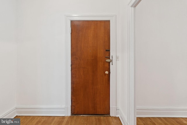 1514 17th St NW Unit 114, Washington, DC 20036 - entryway featuring wood finished floors