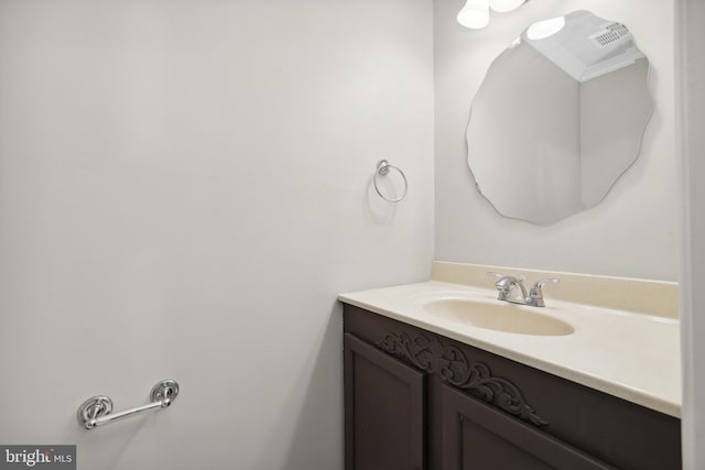 2893 Sutton Oaks Ln, Vienna, VA 22181 - bathroom with vanity