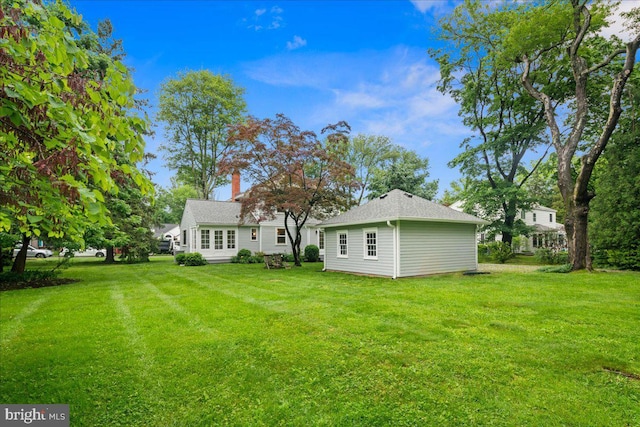 14 Willow Rd, Lawrenceville, NJ 08648 - rear view of property with a yard