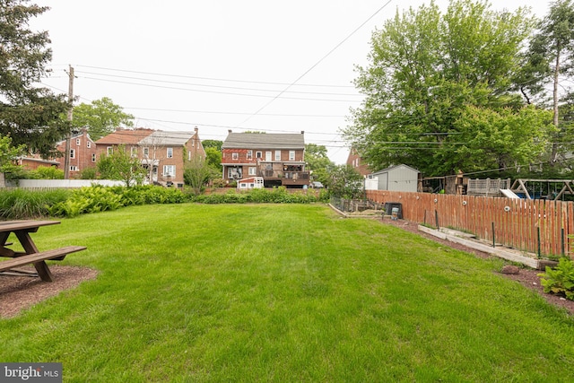 617 March St, Reading, PA 19607 - view of yard