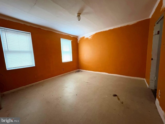 21 E Silver St, Philadelphia, PA 19134 - unfurnished room with baseboards