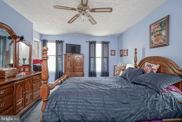 618 Walden Way, Lumberton, NJ 08048 - carpeted bedroom featuring a textured ceiling and ceiling fan
