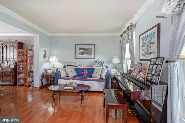 618 Walden Way, Lumberton, NJ 08048 - living room featuring hardwood / wood-style floors, crown molding, and baseboards
