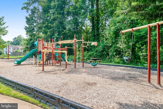 9147 Everett Ct, Springfield, VA 22152 - view of community jungle gym