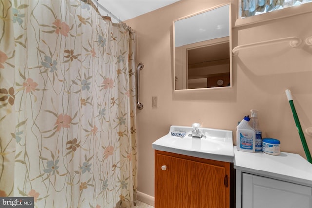 464 E Walnut St, Kutztown, PA 19530 - full bathroom featuring vanity and a shower with shower curtain