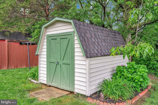 806 Edwards Dr, Fredericksburg, VA 22405 - view of shed