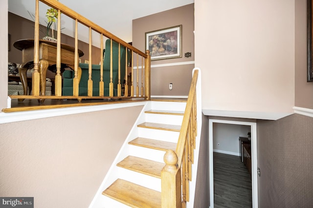 806 Edwards Dr, Fredericksburg, VA 22405 - stairway featuring wood finished floors