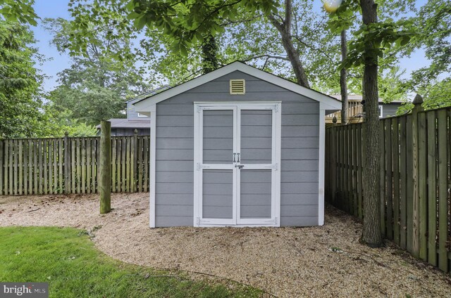 1367 Cedar Ave, Annapolis, MD 21403 - view of shed featuring a fenced backyard