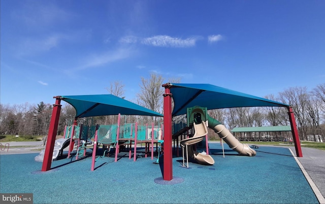 9778 Peace Springs Rdg, Laurel, MD 20723 - view of community playground