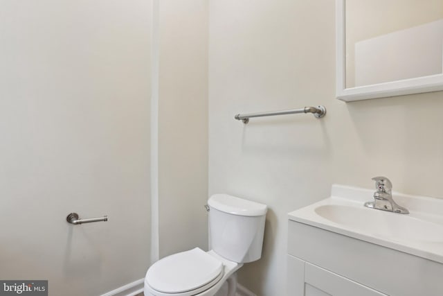 1018 W 7th St, Wilmington, DE 19805 - bathroom featuring vanity and toilet