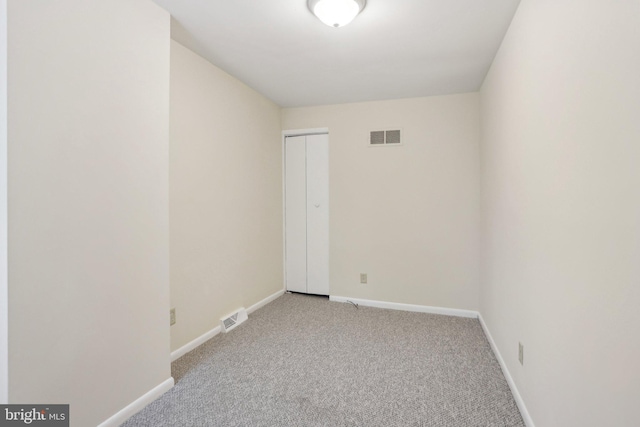 1018 W 7th St, Wilmington, DE 19805 - carpeted empty room featuring baseboards
