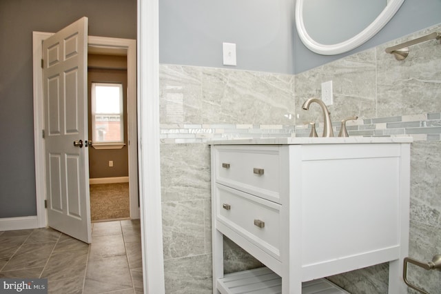 3137 Clifford St, Philadelphia, PA 19121 - bathroom with tile walls and a sink