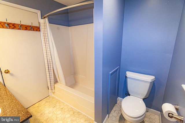 503 Deer Run Rd, Lititz, PA 17543 - full bath with curtained shower and toilet