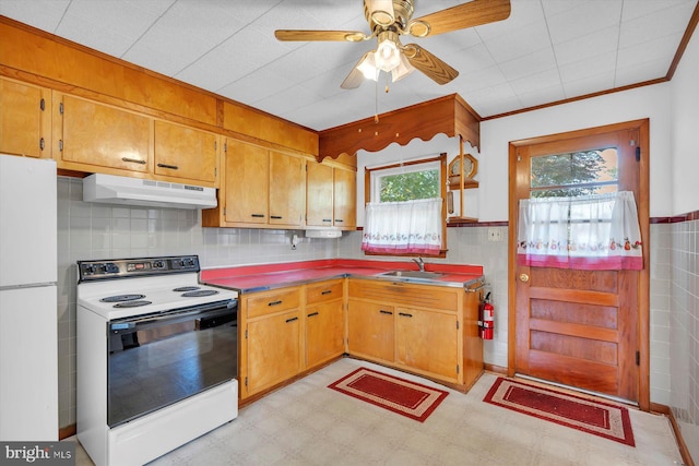 176 Morris Ave, Sewell, NJ 08080 - kitchen featuring white appliances, under cabinet range hood, light flooring, a sink, and ceiling fan