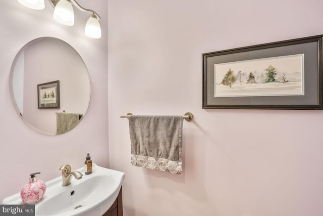 706 6th St SW, Washington, DC 20024 - bathroom featuring vanity