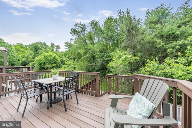 35871 Devon Park Sq, Round Hill, VA 20141 - wooden deck featuring outdoor dining area
