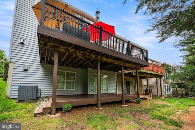 41 Musket Ct, West Chester, PA 19382 - rear view of house with a deck